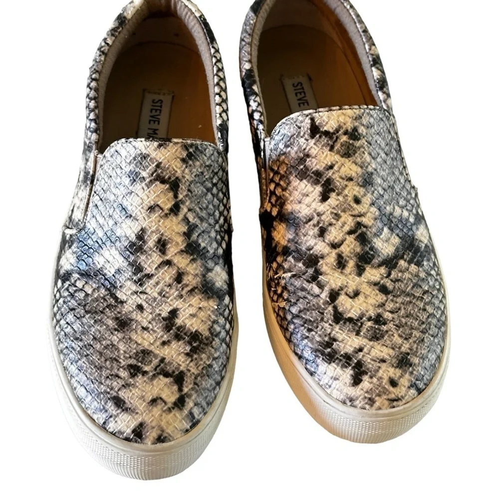 5 for $40 SALE!  Steve Madden Gills Snake Print Slip-On Platform Sneakers sz7